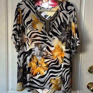 Susan Graver Short Sleeve Floral Embellished Top, Size 1X